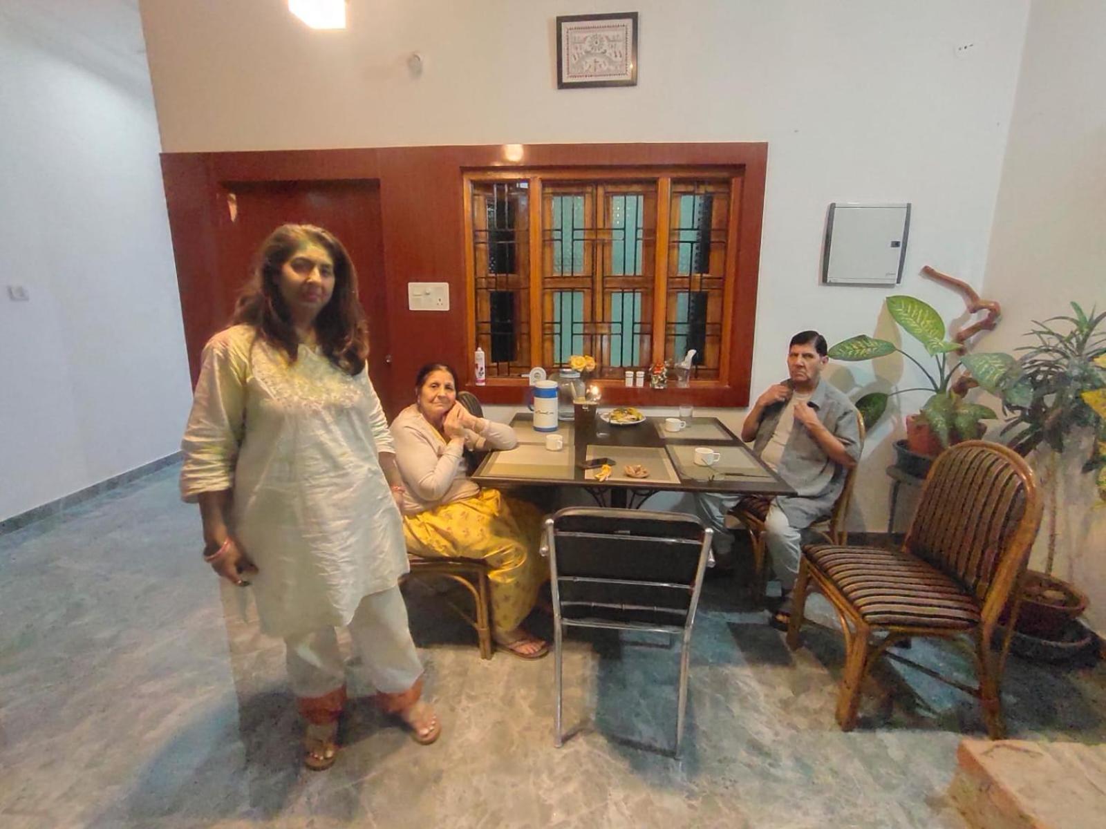 Khajuraho Glory Homestay Exterior photo
