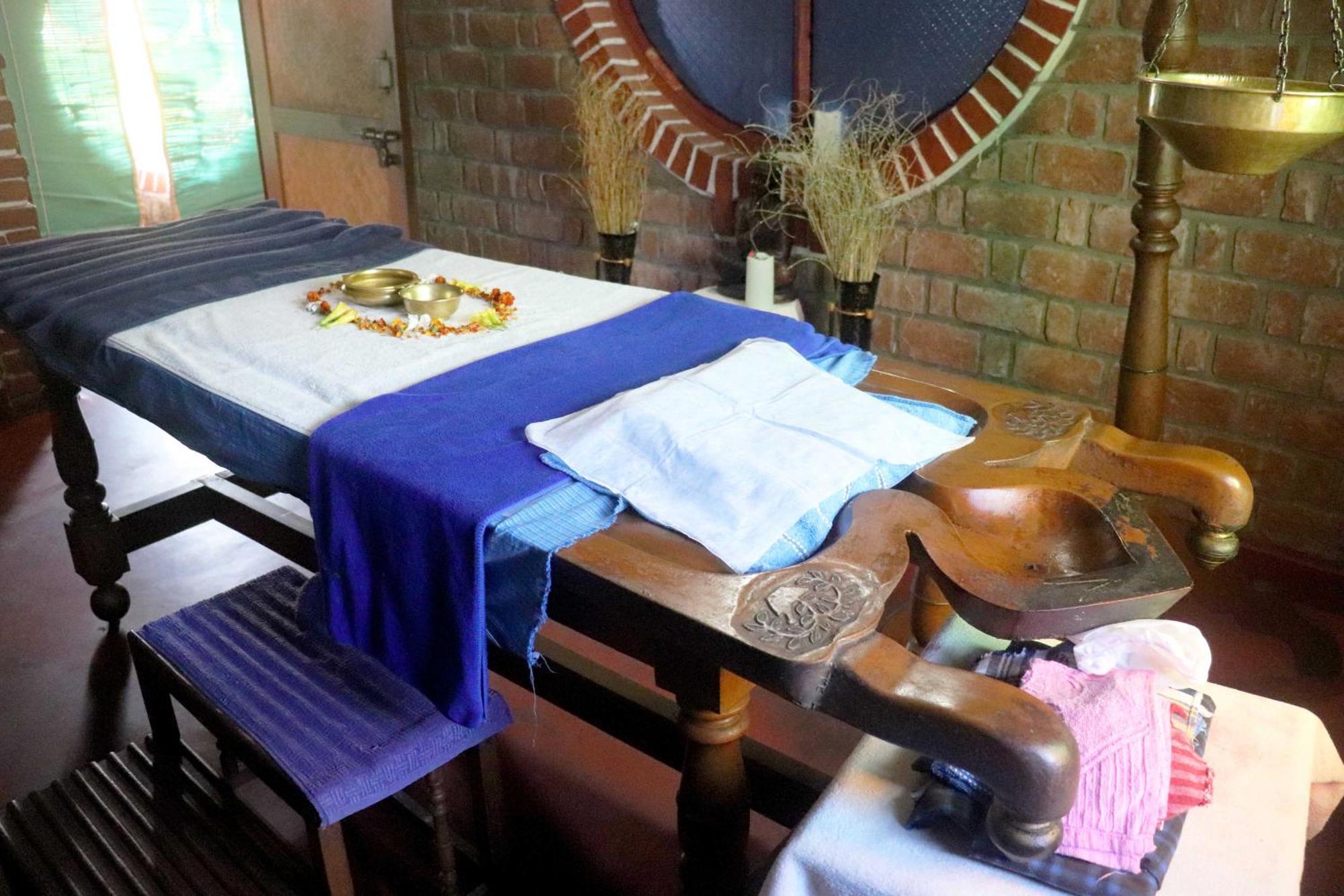 Khajuraho Glory Homestay Exterior photo